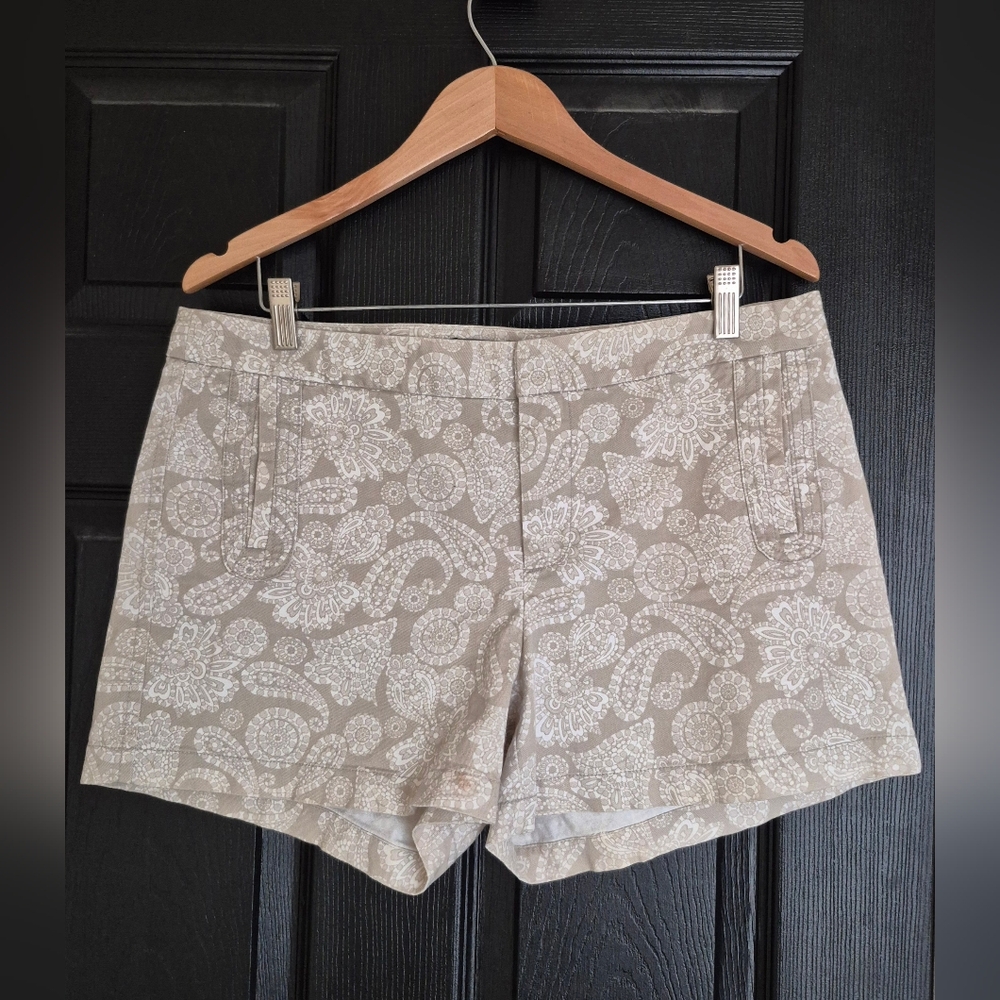 Gap Women's Paisley Print Stretch Shorts - Size 12